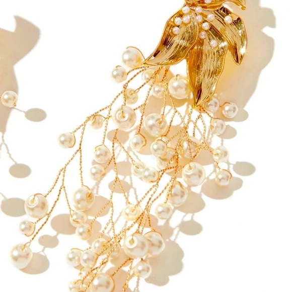 π2/$30 New Zara Baroque Pearl Branch Earrings - Picture 3 of 4